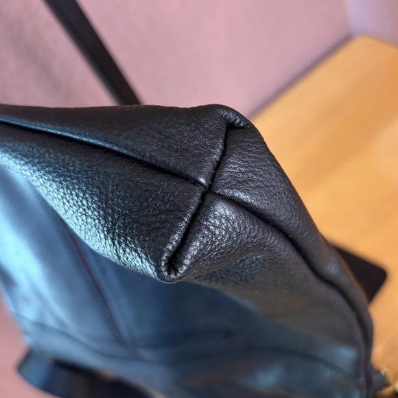 Hammitt VIP Large Shoulder/Crossbody Bag - Picture 7 of 8